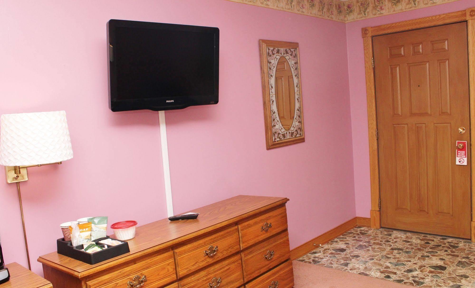 Blue Spruce Motel Massena Luaran gambar