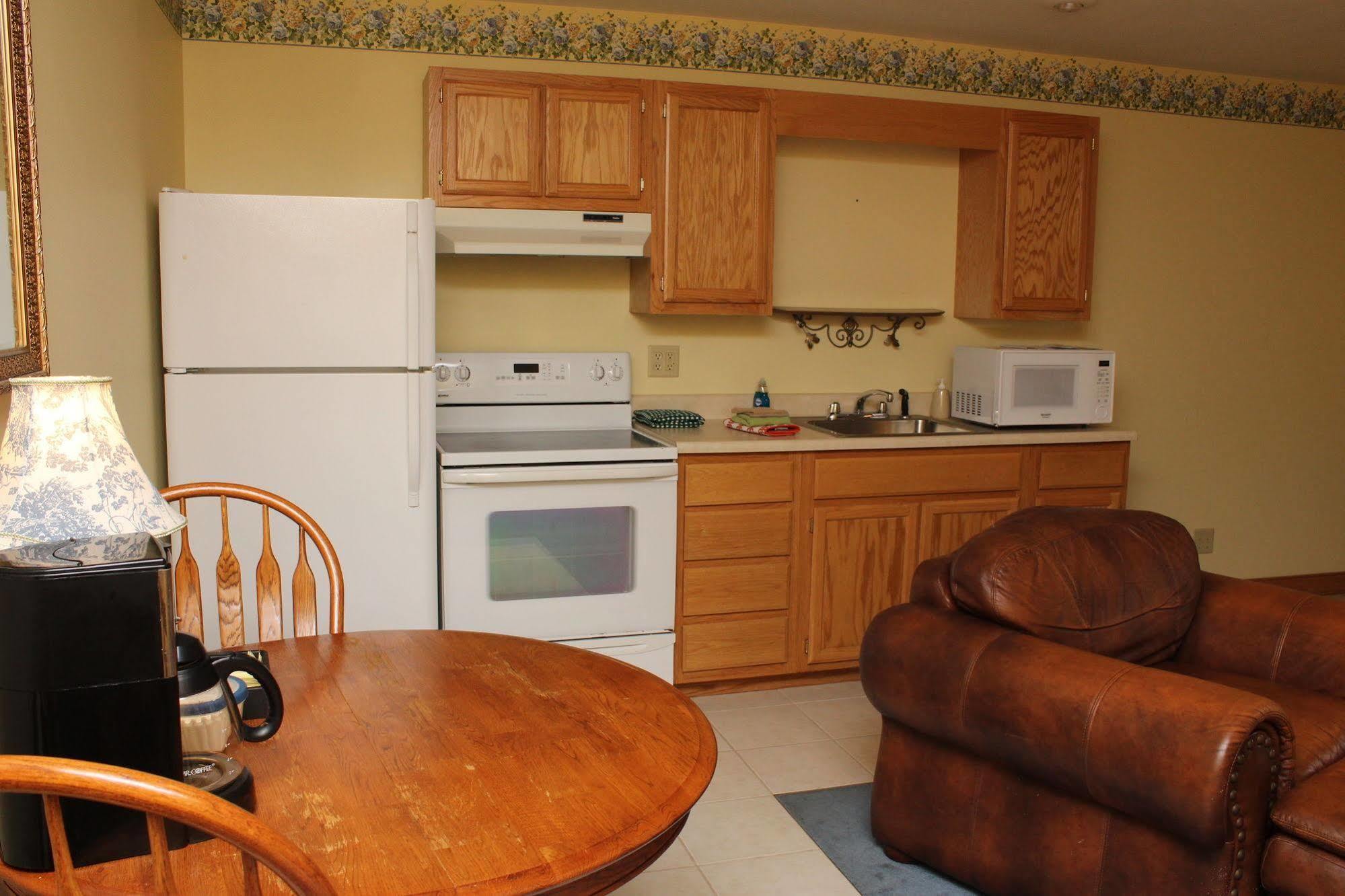 Blue Spruce Motel Massena Luaran gambar