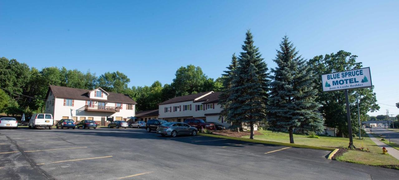 Blue Spruce Motel Massena Luaran gambar